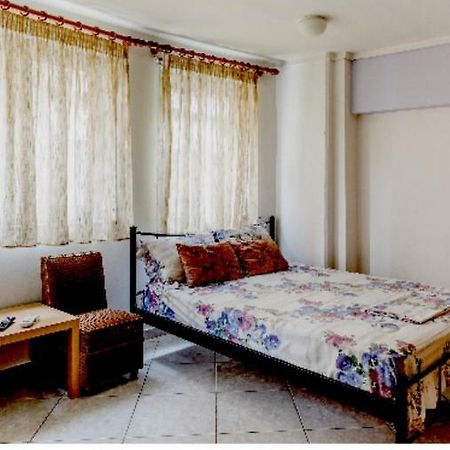 Studio Floral Appartement Thessaloniki Buitenkant foto